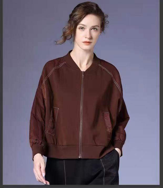Zip-Up Jacket with Contrast Stitched Pockets - 图片 10